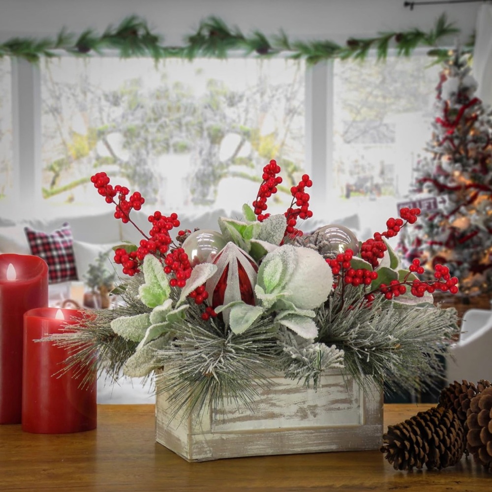 HGTV Decorative Artificial Frosted Arrangement NWT